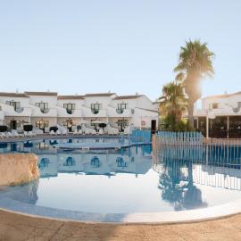 BLUESEA Lentiscos, hotel en Cala en Blanes