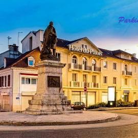 Hôtel du Palois Pau Centre Bosquet ex Quality, מלון בפו