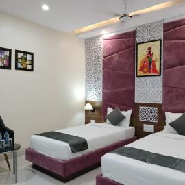 Hotel Vinayak International