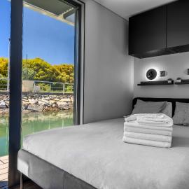 The Homeboat Company Albufeira – hotel w Albufeirze