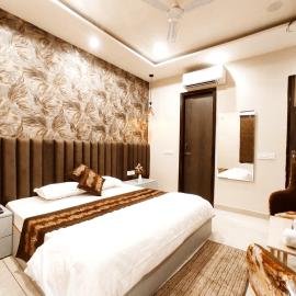 Ludhiana में, होटल THE CASA GRAND - Premium Rooms For Corporates, Couples And Travellers