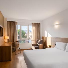 Hotel SB Corona Tortosa, hotel in Tortosa
