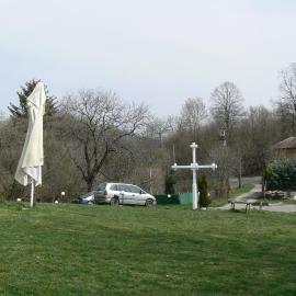 Къмпинг в частен двор # Camping for tents, hotelli kohteessa Trepeskovtsi