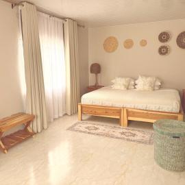 Ndeke Apartments Guesthouse in Meanwood Ndeke, Lusaka near KKIA - Fast wifi, solar backup, hotel en Lusaka