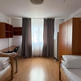 ZipStay Inn, хотел в Клуж-Напока