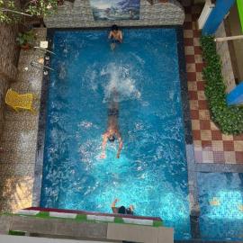 Ivees beach resort 1, hotel em Calangute