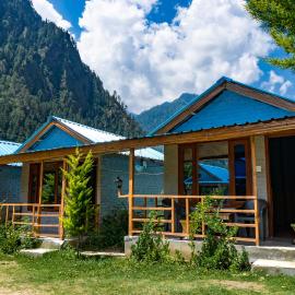 Lee Garden Himalayan Wooden Cottage Kasol, hotel v destinácii Kasol
