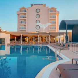 Q Ella Beach Hotel, hotel en Side