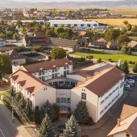Hotel Atrium – hotel w mieście Târgu Secuiesc