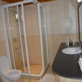 Ryan's Bay Hotel, hotel v destinaci Mwanza