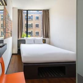 easyHotel Amsterdam City Centre South, hotel u Amsterdamu