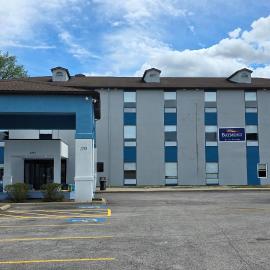 Baymont by Wyndham Louisville Southwest, hotel en Louisville