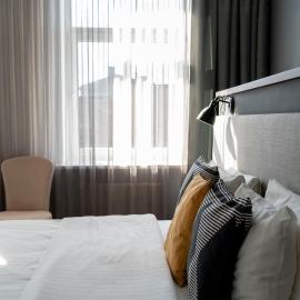 Hotel Kolumbs, hotell i Liepāja