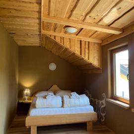 Ethno holistic village Apače - Nature Retreat in Slovenia, hotel a Apače