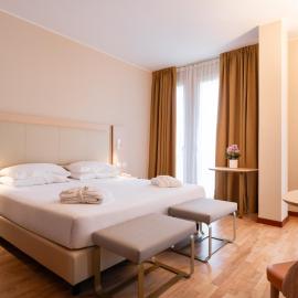 Hotel Raffaello, hotel a Milano
