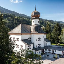 Schloss & Boutique Hotel Mitterhart, hotel in Schwaz