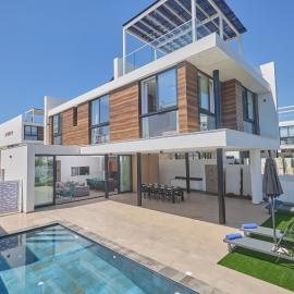 Aqua Pearl Villas, hotel in Protaras
