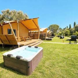 Cecina में, होटल Glamping Il Poderino