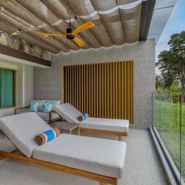 Mövenpick Resort & Spa Bintan Lagoon, hotel en Lagoi