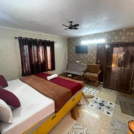 Hotel shree