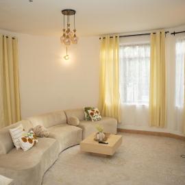 Njiro Executive 4BR Villa with Balcony Views and office, hotel v destinácii Arusha