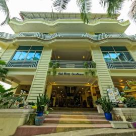 Sok Heng Guesthouse، فندق في جزيرة كوه رونغ