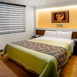 Hotel El Dorado Pasto، فندق في باستو
