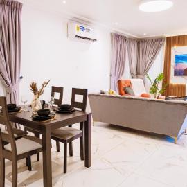 Goldleaf Suite, hotel v destinácii Tema