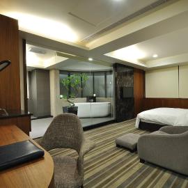 Sun Sweet Hotel、羅東鎮のホテル