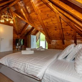 KayakHotel