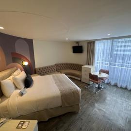 Hotel Century Reforma, khách sạn ở Mexico City
