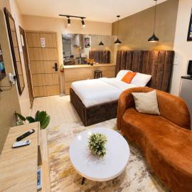 Happy Lodge Shortlets & Suites, Freedom Way, Lekki phase 1, khách sạn ở Ogoyo