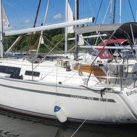 Lipno Blue Marine Ubytování na vodě - Stacionární Plachetnice, hotel di Frymburk