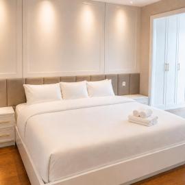 Spacious Modern 2BR at The Reiz Suites City Center, hotel em Medan