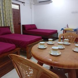 UK Villa & Guest house, hotell i Jaffna