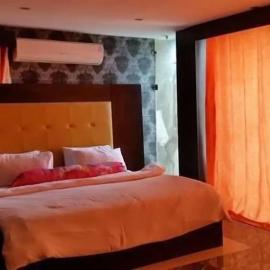 Paris Suites, hotel in Festac Town