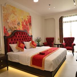 Nhật Long Hotel, хотел в Giap Ninh Binh