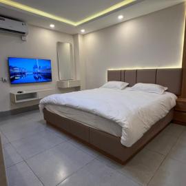 Heritage Service Apartment II، فندق في باتان
