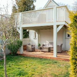 Cabin Guesthouse with free parking, hotel in Pärnu
