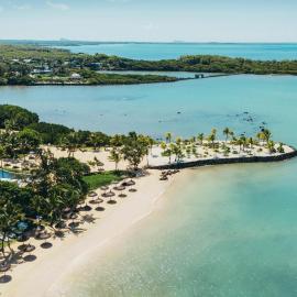 Radisson Blu Azuri Resort & Spa, hotel a Roches Noires