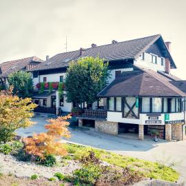 Župančičev hram, хотел в Dragatuš