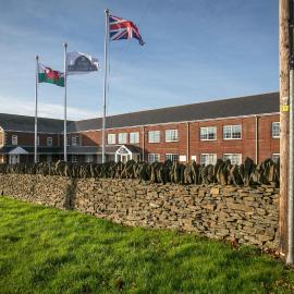 Celtic International Hotel Cardiff Airport, hotel di Barry