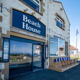 Beach House Hotel, hotel din Seahouses