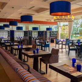 Yas Plaza Marina,阿布達比的飯店