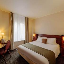 Viesnīca Metropol Hotel pilsētā Kalē