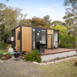 Halls Haven Tiny House 1 by Tiny Away, hotel em Halls Gap