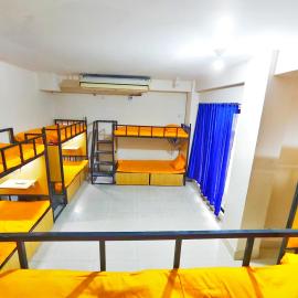 Younic Hostel Baridhara Male, отель в Дакке