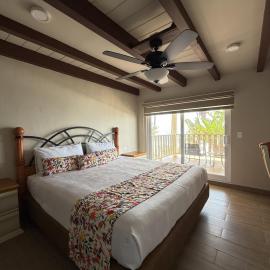Dmytri's Original La Fonda Restaurant & Hotel