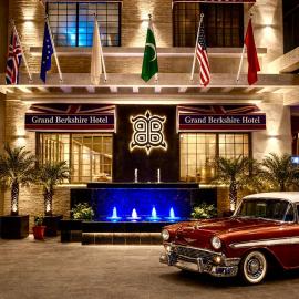 Grand Berkshire Signature Hotel operated by Berkshire Hotels & Resorts UK，位于伊斯兰堡的酒店