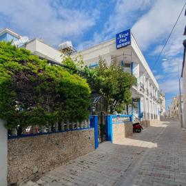 Nese Otel، فندق في تشيشمي